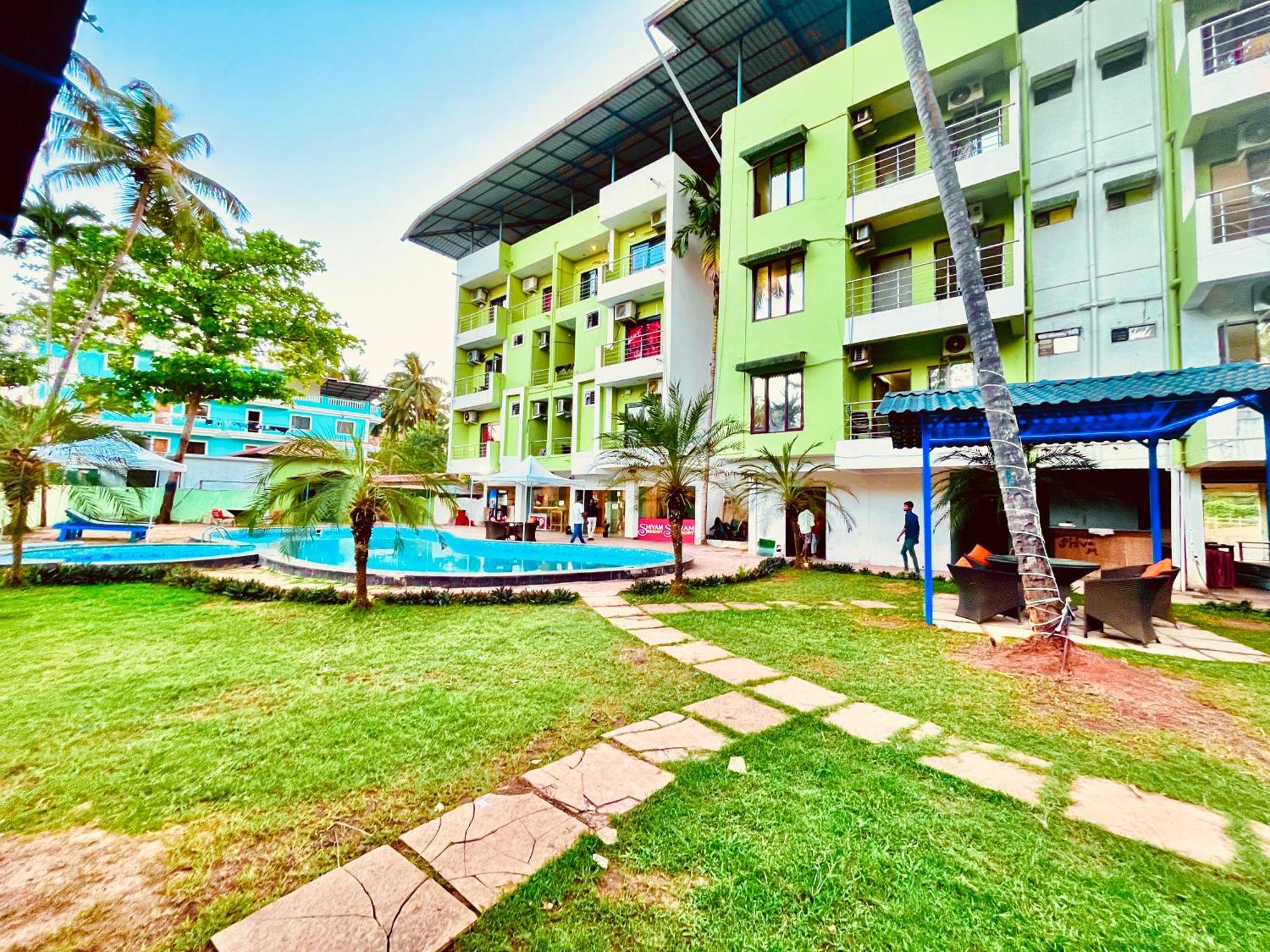 קנדולים The Calagute Beach Resort By Shivam Resort 1 Km From Beach מראה חיצוני תמונה